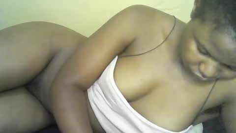 mystic_linna online show from June 24, 5:25 am