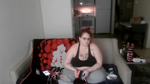 MysticLynn online show from January 26, 8:14 am