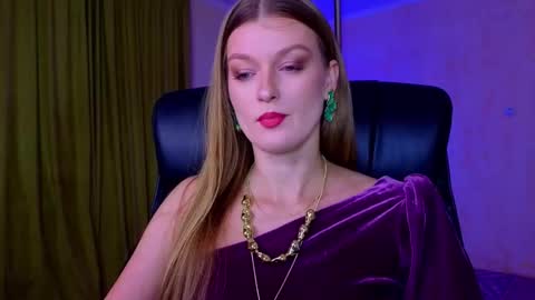 mysticvenus_ online show from February 15, 3:33 pm