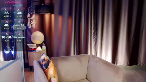 Angeline online show from March 25, 5:52 pm