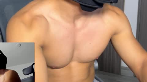 Snapshot of n1h1lv01d chatting on September 22, 5:00 am n1h1lv01d online show from September 22, 5:00 am