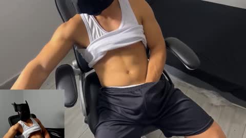 Snapshot of n1h1lv01d chatting on October 19, 12:48 am n1h1lv01d online show from October 19, 12:48 am