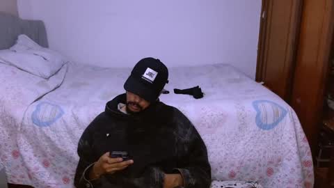 naduu__xx online show from February 3, 11:47 pm