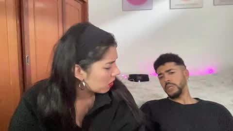 naduu__xx online show from February 16, 8:55 pm