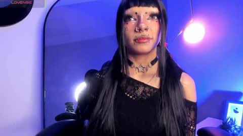 naff_eratu online show from May 15, 10:28 pm