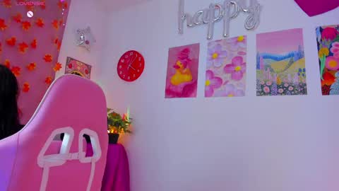 Nahara Soler online show from May 6, 10:05 pm