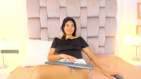 Snapshot of nahhiara__ chatting on October 9, 3:45 am nahhiara online show from October 9, 3:45 am