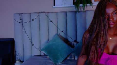  VICTORIA  online show from March 23, 7:52 pm