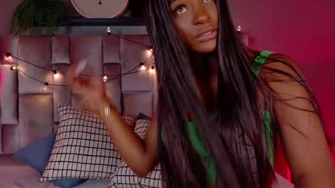  VICTORIA  online show from February 3, 8:02 pm