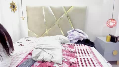 Snapshot of nai_blue chatting on September 26, 3:03 am nai_blue online show from September 26, 3:03 am