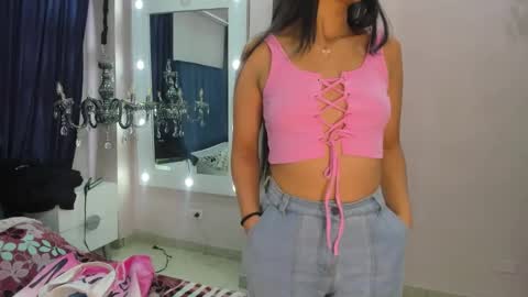 Snapshot of nai_blue chatting on October 18, 12:09 pm nai_blue online show from October 18, 12:09 pm