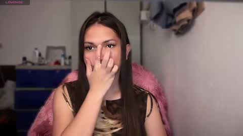 MARY MAE online show from March 9, 1:43 am