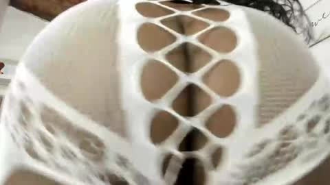 NAJAYLAINDEPENDENT MODEL online show from February 3, 9:19 am