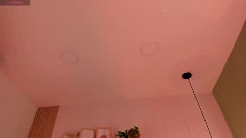 INSTAGRAM  m2221     online show from December 22, 10:55 am