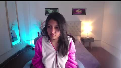 Snapshot of nala_sc chatting on October 18, 6:28 am nala_sc online show from October 18, 6:28 am