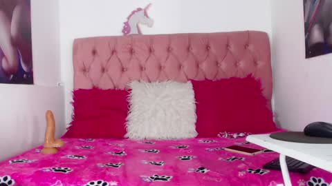 NALAROY online show from October 9, 6:08 am