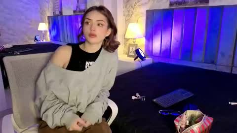 ----Namea------ online show from February 25, 12:31 pm