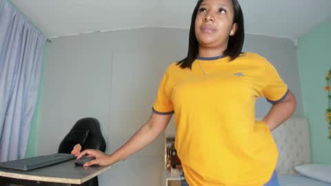 Snapshot of nami_sam chatting on March 11, 12:39 pm nami_sam online show from March 11, 12:39 pm