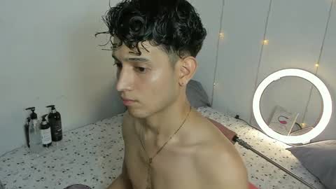 Snapshot of namir__ chatting on September 22, 9:02 am Namir online show from September 22, 9:02 am