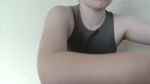 Nana online show from May 7, 5:47 am