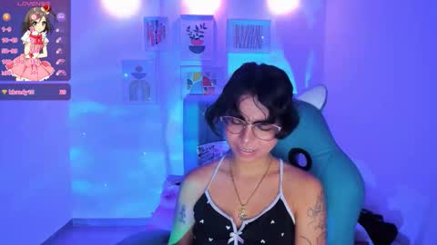 Snapshot of nanami_owo chatting on October 9, 2:50 am nanami_owo online show from October 9, 2:50 am
