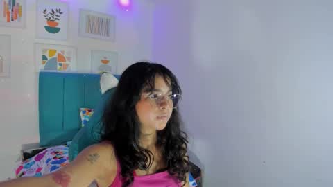 Snapshot of nanami_owo chatting on September 24, 2:18 am nanami_owo online show from September 24, 2:18 am