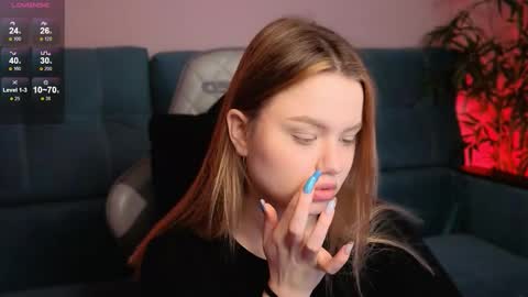 Maeve online show from October 20, 9:03 am