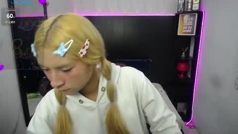 nancy blonde online show from July 2, 12:43 pm