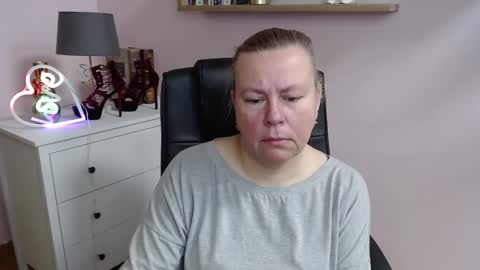 Nancy online show from March 7, 5:40 am