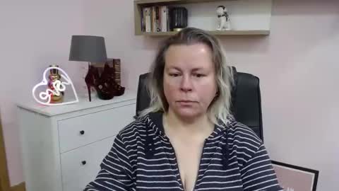 Nancy online show from December 29, 7:50 am