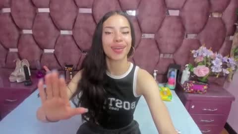nanis james15 online show from May 12, 3:04 am