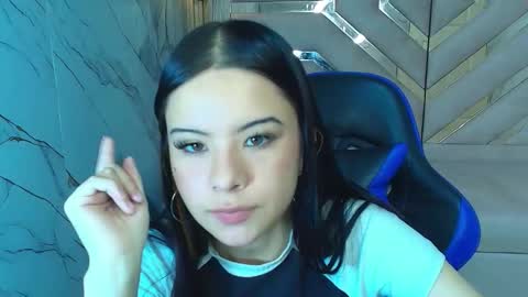 Nancy online show from September 9, 1:33 pm