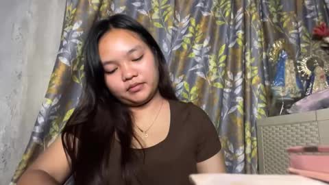 Sophie online show from May 18, 3:40 pm