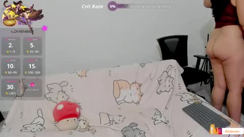 Snapshot of naoko_uwu chatting on October 8, 12:40 am Naoko online show from October 8, 12:40 am