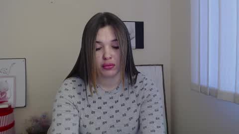 Naomy online show from January 24, 1:36 pm