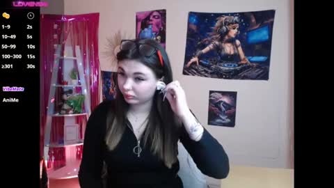 Naomy online show from January 2, 12:03 pm