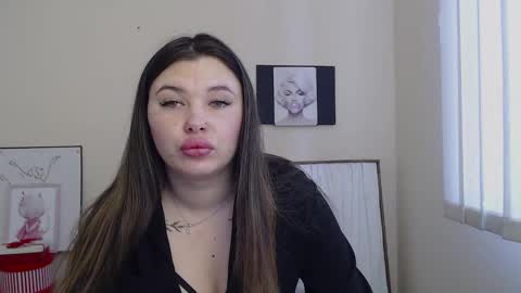Naomy online show from January 21, 8:52 am