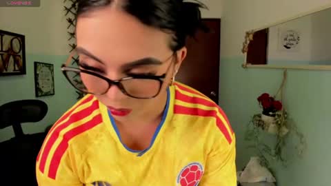 naomi_aniston online show from June 17, 2:44 pm