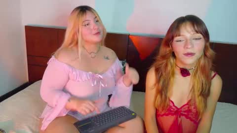 Naomi and Tsuki online show from March 16, 7:23 am