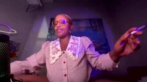 Naomigiirl6 online show from March 12, 12:47 pm