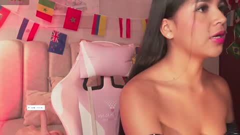 Naomi-Gray  online show from July 2, 6:35 pm