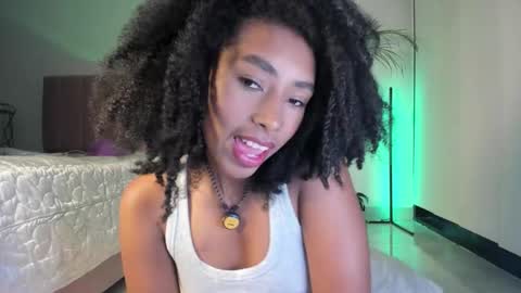 Snapshot of naomii1020 chatting on October 3, 1:26 am Naomii online show from October 3, 1:26 am