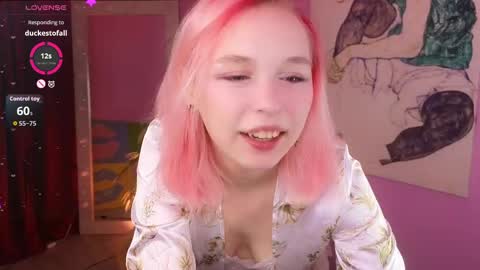 Naomi online show from May 9, 8:48 pm