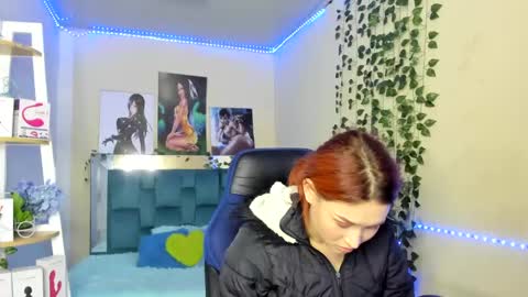 Snapshot of naomy777_ chatting on February 9, 6:26 pm naomy online show from February 9, 6:26 pm