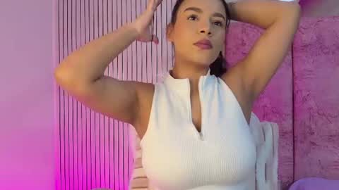 Naomy  online show from July 19, 11:57 am