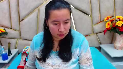 Snapshot of naomyprinces_ chatting on February 17, 1:00 pm Bulma Heidi online show from February 17, 1:00 pm