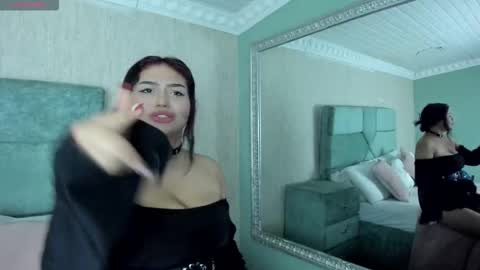 Naomy online show from January 17, 8:17 pm