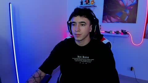 sebastian online show from February 6, 10:14 am