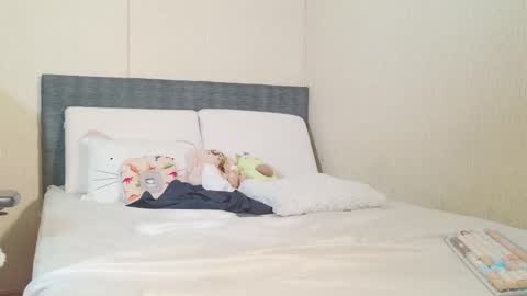 Naree online show from February 18, 3:41 pm