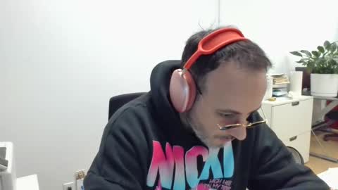 nassobout online show from January 31, 9:59 pm